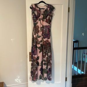 Badgley Mischka size 6 maxi pink floral dress